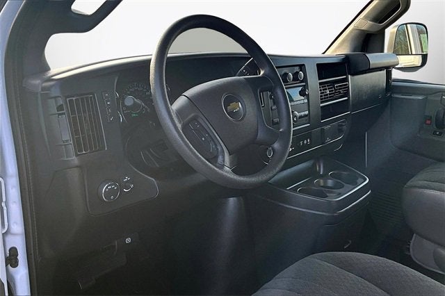 2024 Chevrolet Express Cargo 2500 WT