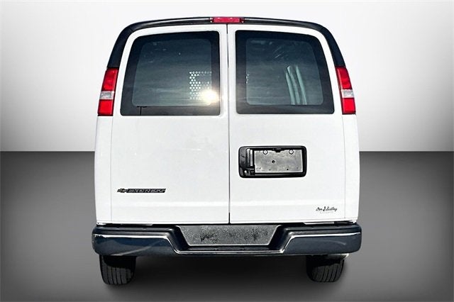 2024 Chevrolet Express Cargo 2500 WT