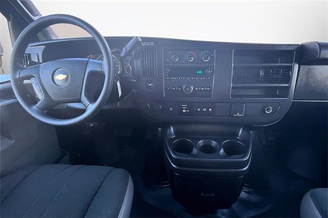 2024 Chevrolet Express Cargo 2500 WT