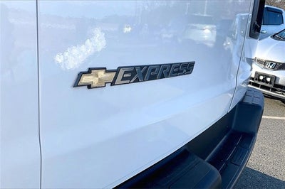 2024 Chevrolet Express Cargo 2500 WT