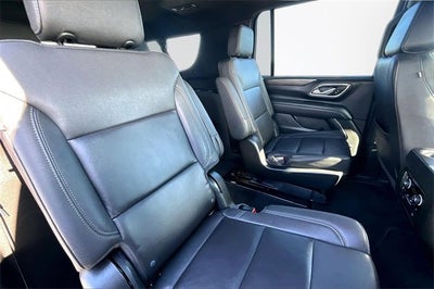 2023 Chevrolet Suburban LT