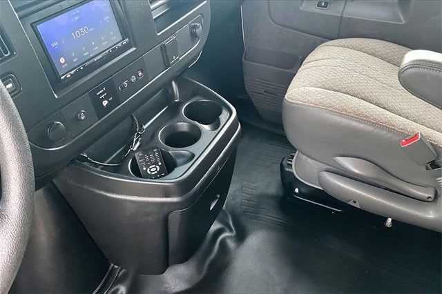 2019 GMC Savana Cargo 2500 BASE