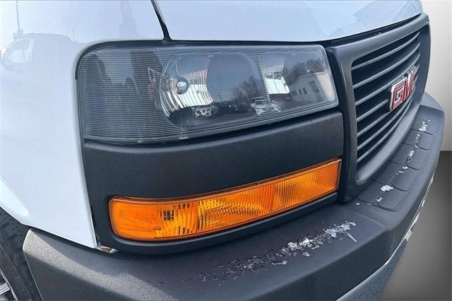 2019 GMC Savana Cargo 2500 BASE