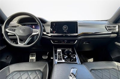 2024 Volkswagen Atlas Cross Sport 2.0T SEL Premium R-Line