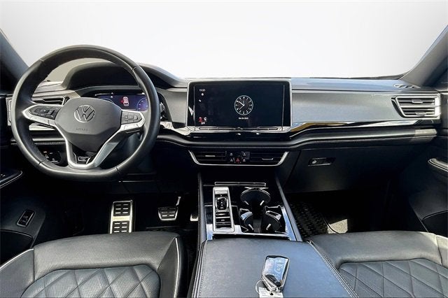 2024 Volkswagen Atlas Cross Sport 2.0T SEL Premium R-Line