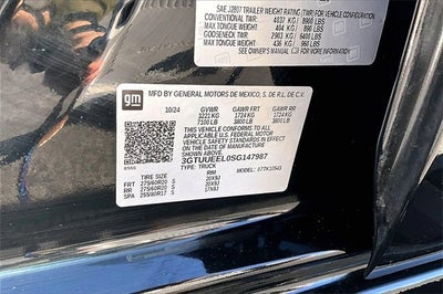 2025 GMC Sierra 1500 AT4