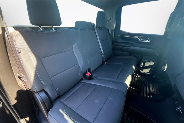 2022 Chevrolet Silverado 1500 LT (2FL)