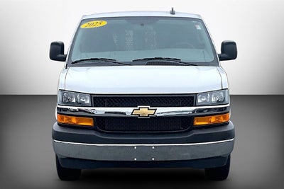 2025 Chevrolet Express Cargo WT