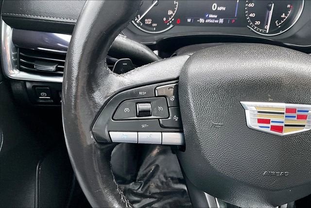 2022 Cadillac XT4 Luxury
